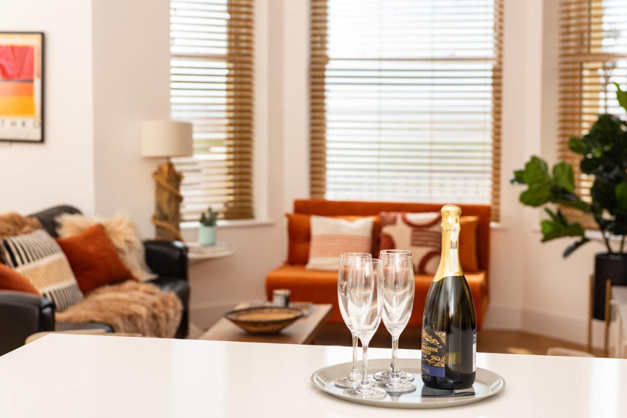 Stunning 2 Bed Apartment Sea Views And Parking Worthing Zewnętrze zdjęcie