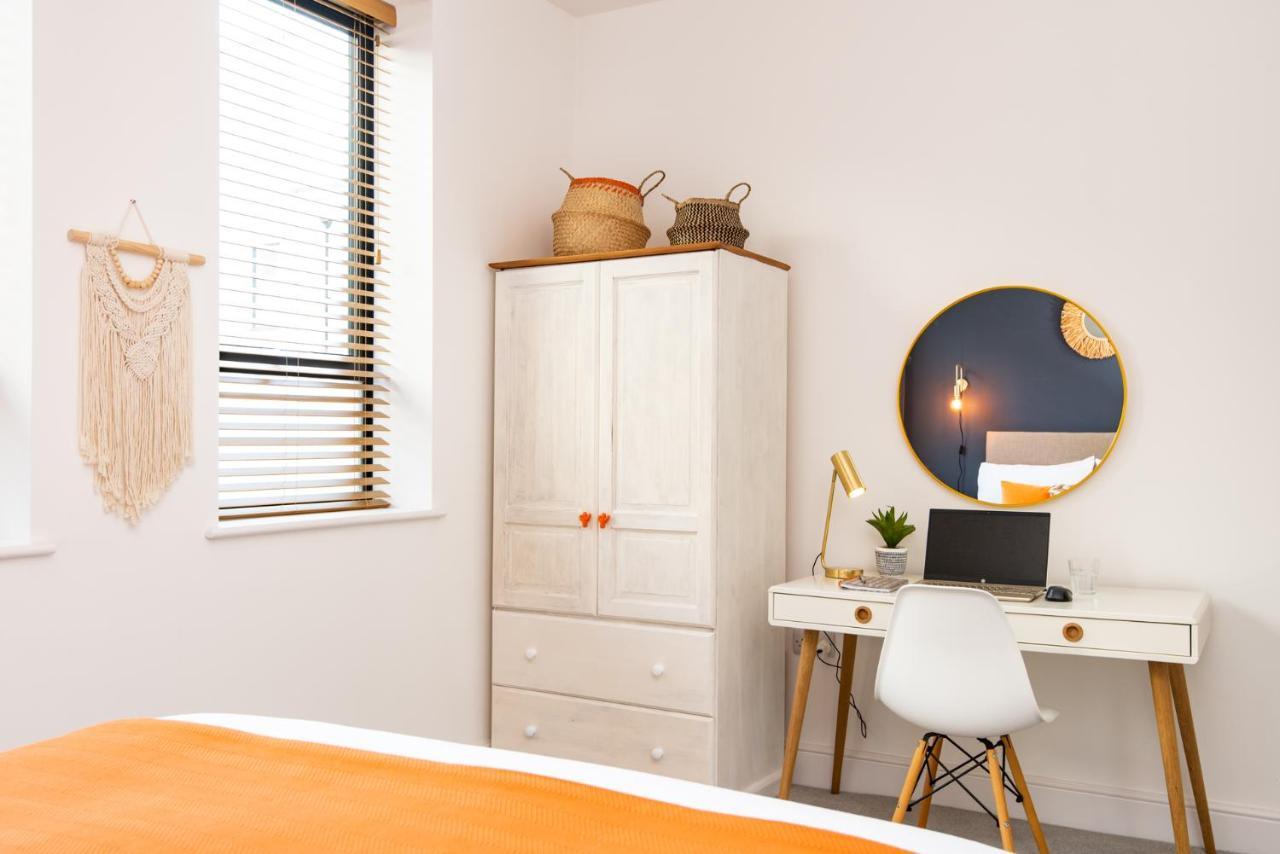 Stunning 2 Bed Apartment Sea Views And Parking Worthing Zewnętrze zdjęcie