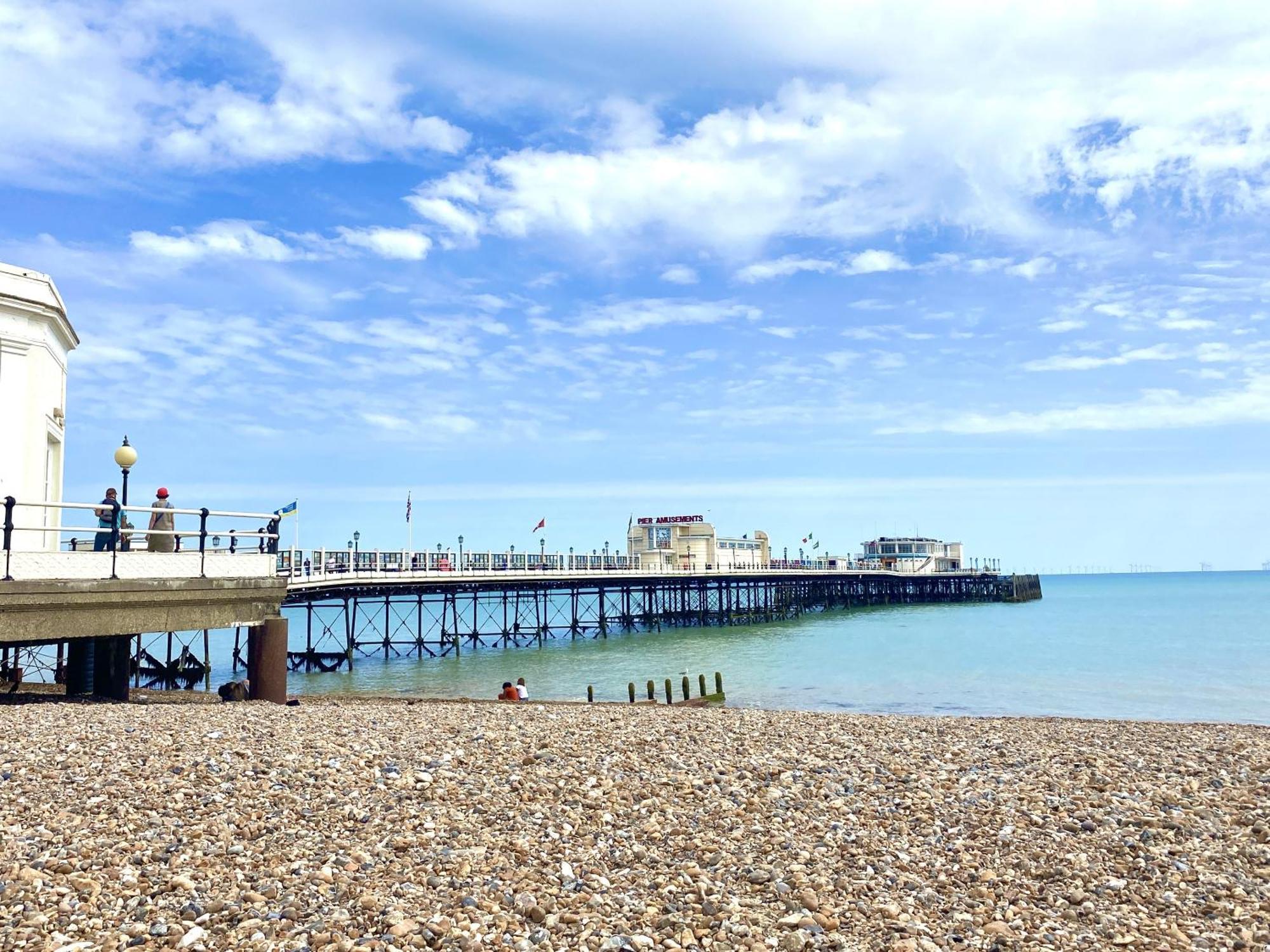 Stunning 2 Bed Apartment Sea Views And Parking Worthing Zewnętrze zdjęcie